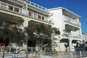 Apartments Adelheid, Biograd